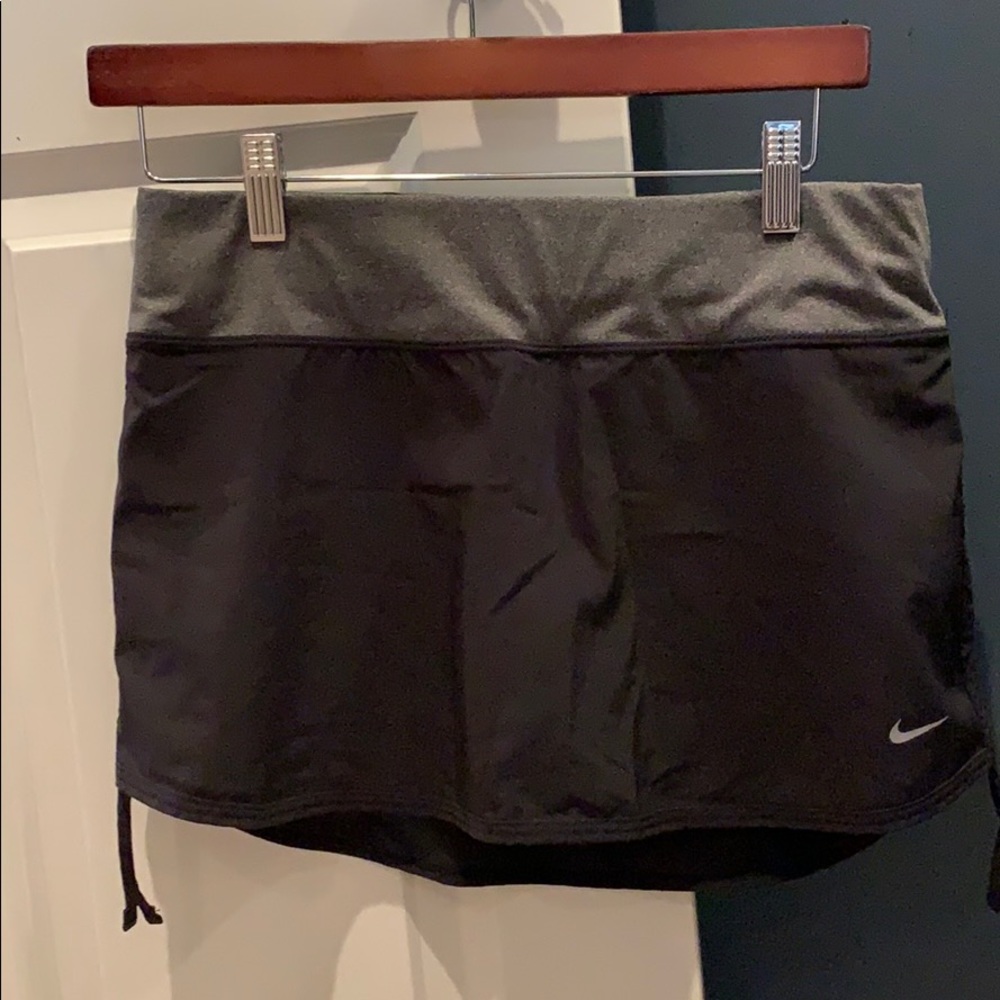 Nike DriFit Running Skirt